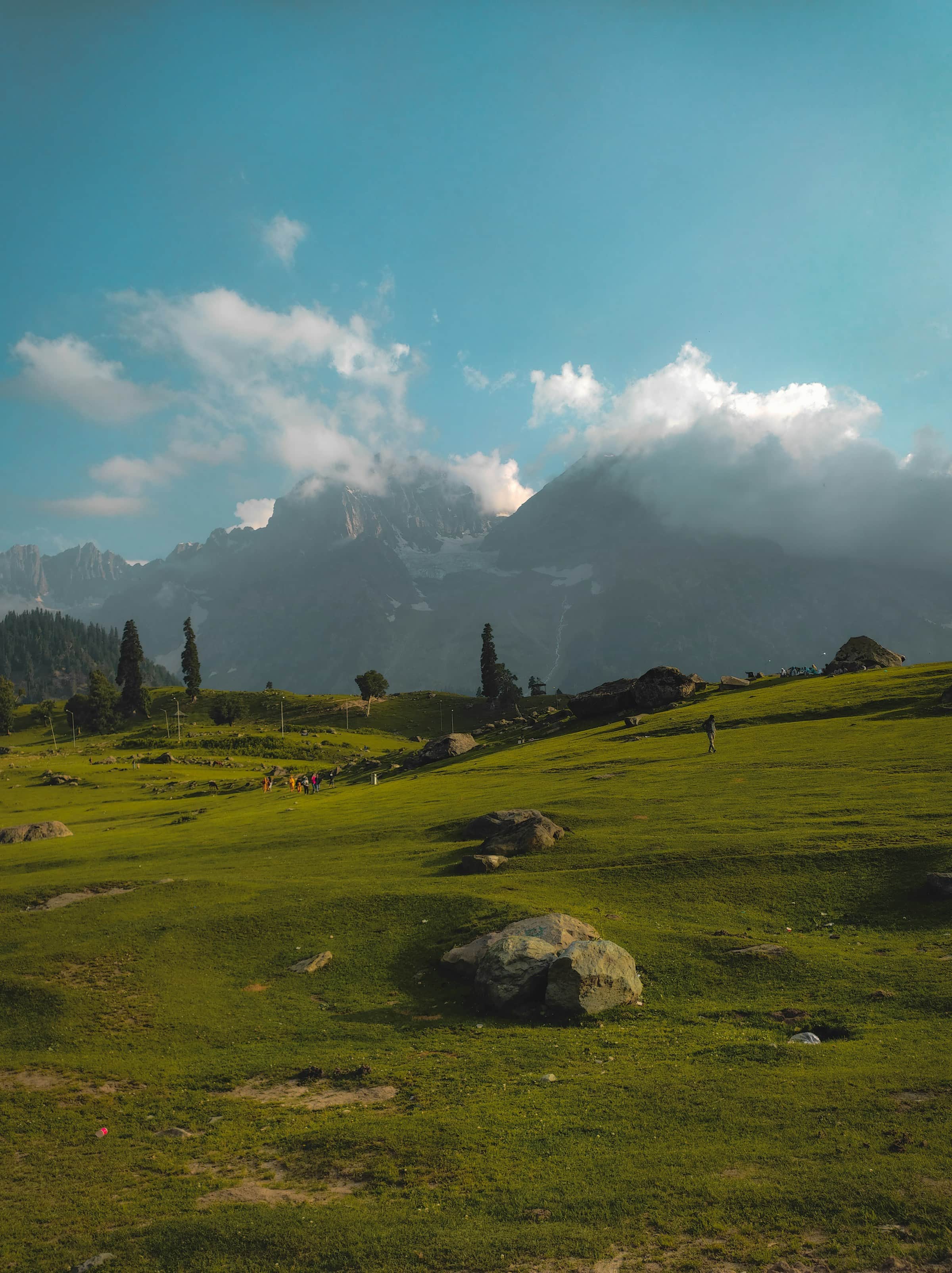 Sonamarg – The Meadow of Gold